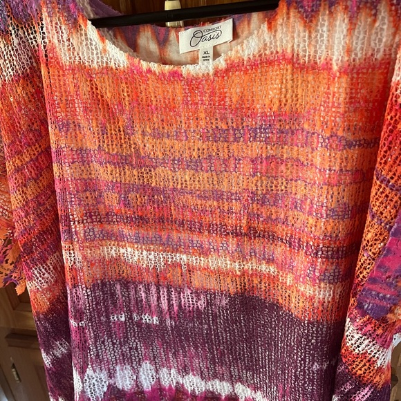 Very colorful woman’s top size XL - Picture 5 of 5
